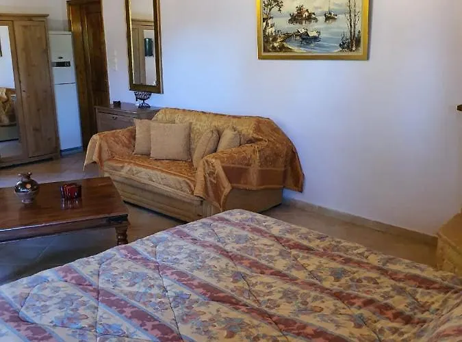 Lägenhet Panos Koinyra